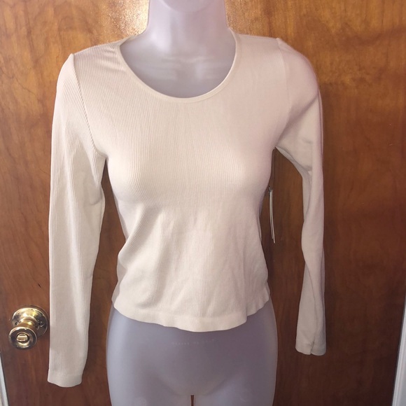 NWT Good goddess Women's Cream Long Sleeve Top - Picture 1 of 2